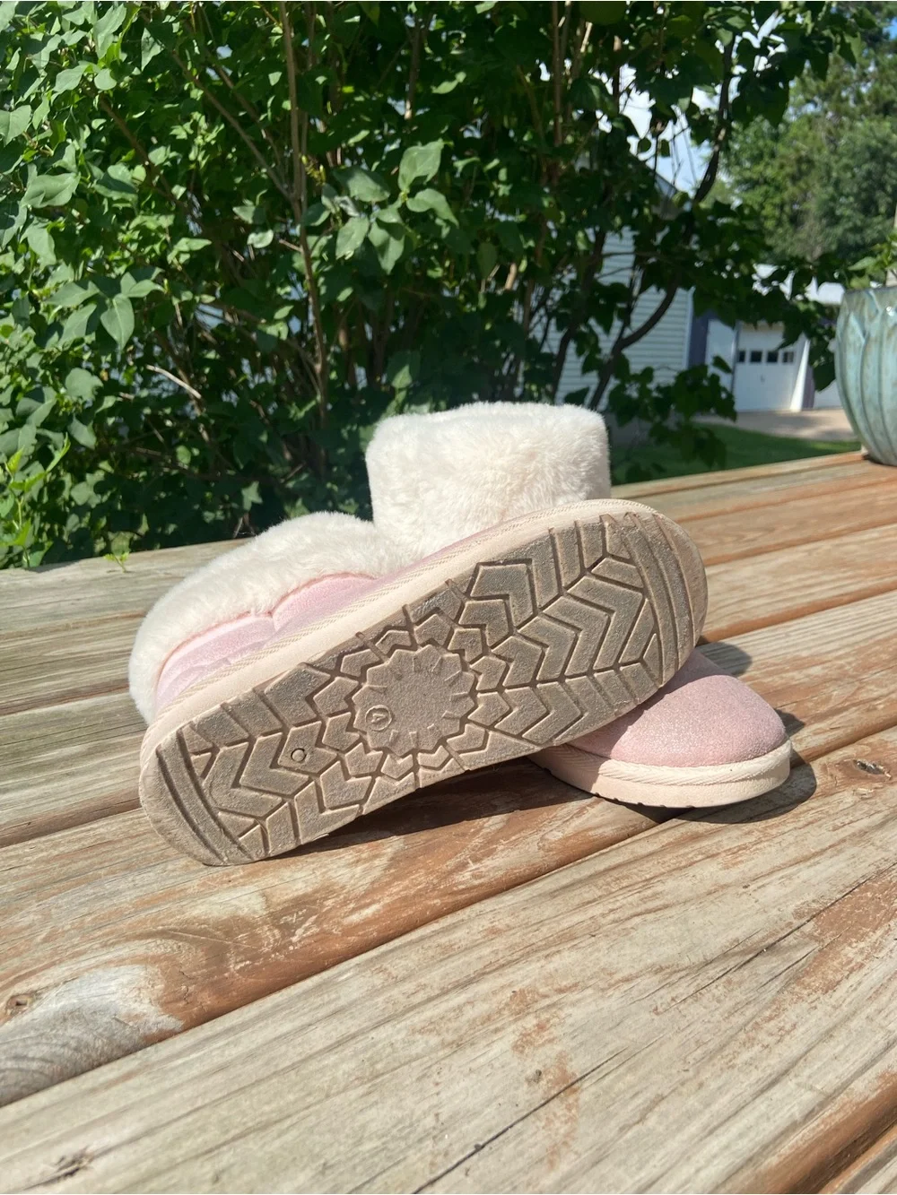 Olivia Miller soft pink